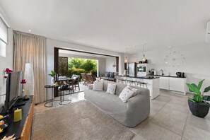 Living area - LUX Jan Sofat  (Willemstad)
