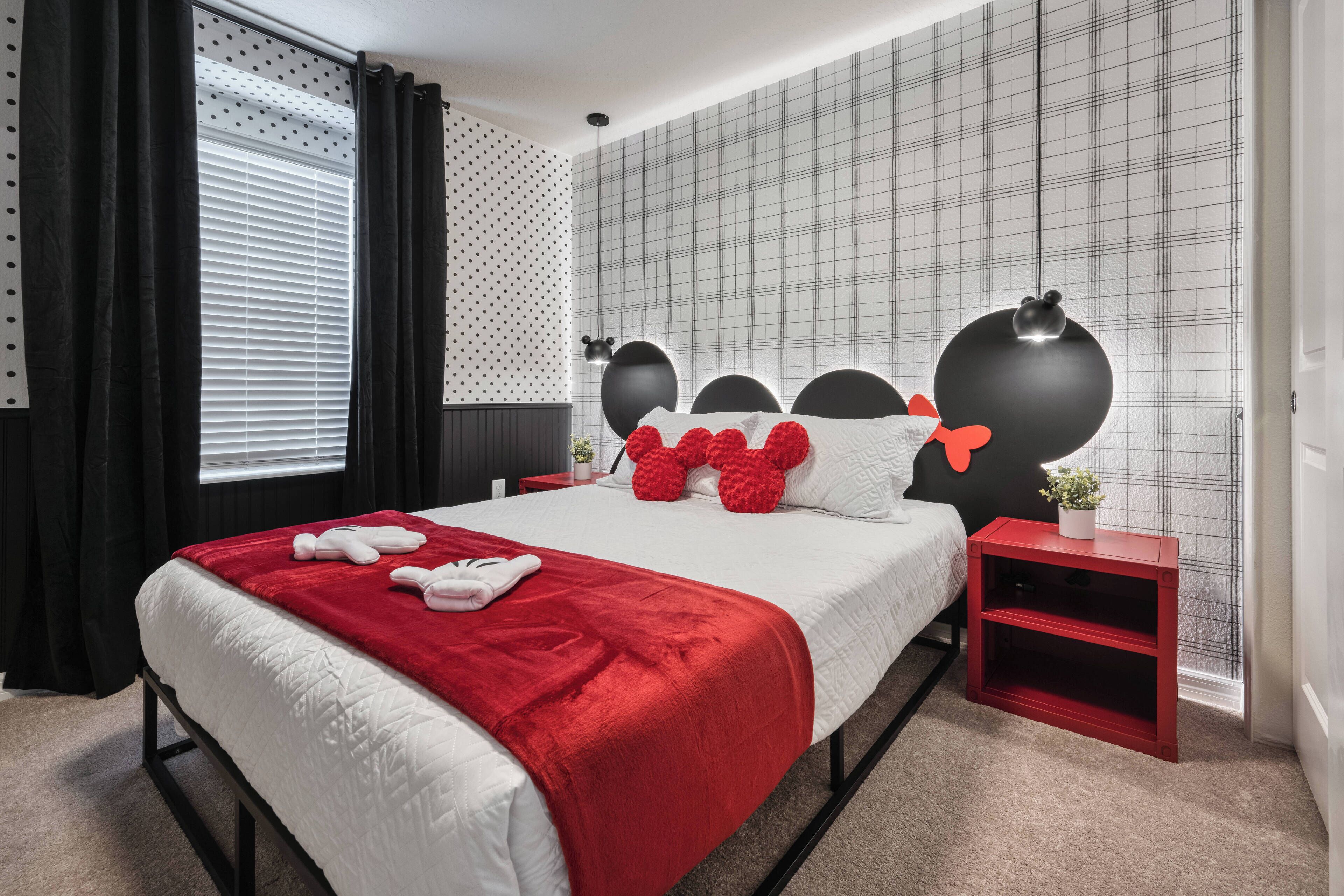 5 chambres, lit parapluie, Wi-Fi, draps fournis