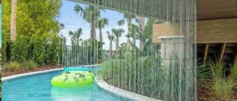 Et oppvarmet basseng