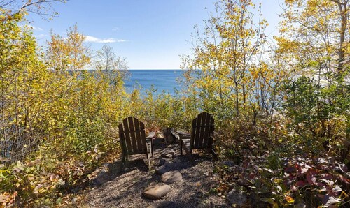 Aspenwood Hytte | Lake Superior Waterfront Retreat