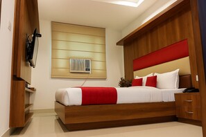 Classic Double Room | Free WiFi - JMD Urban Lux (DELHI)