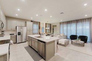 Interior - 6BR Home w Pool at Solara Near Disney (Kissimmee)