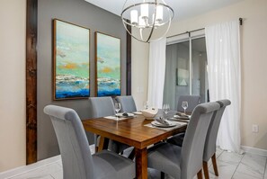 Dining - Luxury 4BR Villa w/ Pool Near Disney Parks (Davenport)