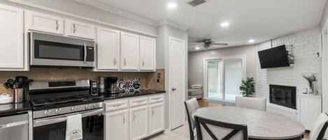 Oven, stovetop, dishwasher