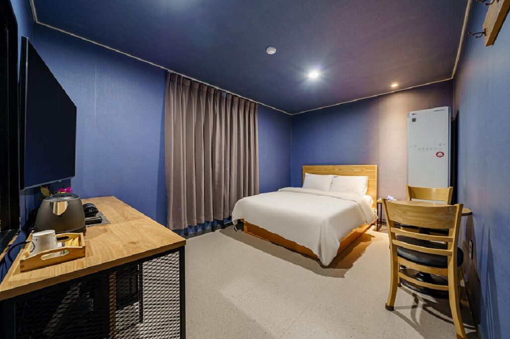 Suite | Meja kerja dan Wi-Fi gratis