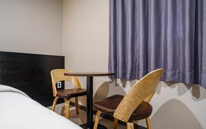 Standard Double Room | Desk, free WiFi, wheelchair access
