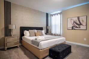 6 bedrooms, iron/ironing board, travel cot, WiFi - 6BR Villa w Private Pool at Champions Gate (Davenport)