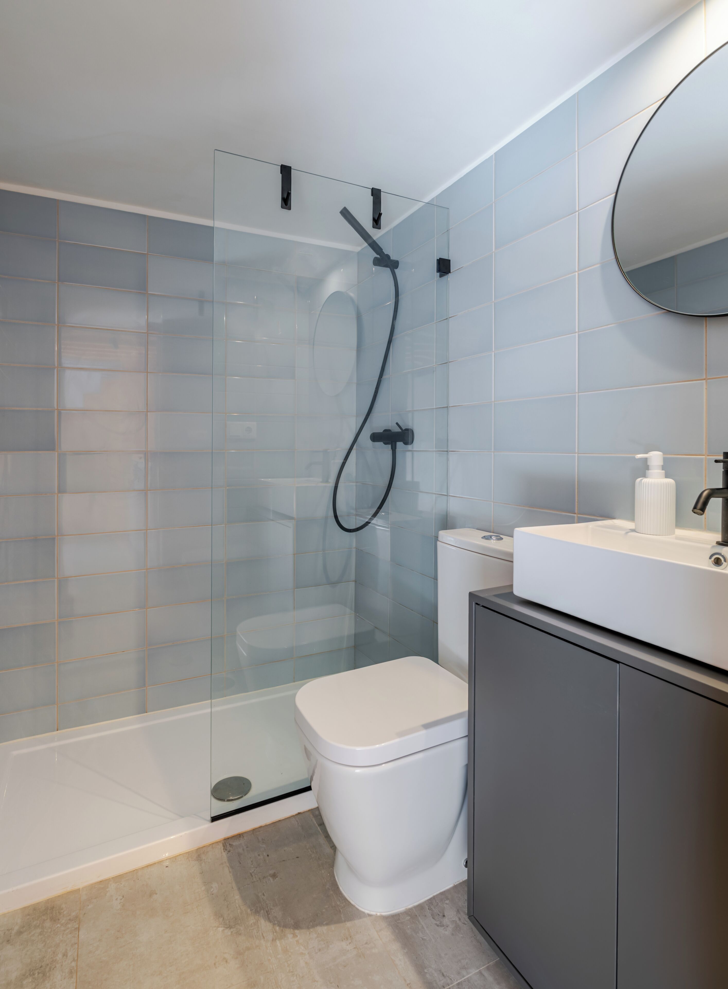Basic House | Bathroom