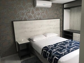 Coffres-forts dans les chambres, bureau