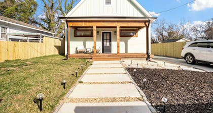 Greensboro 3BR w/ Private Baths Near Downtown, Coliseum & High Point Market