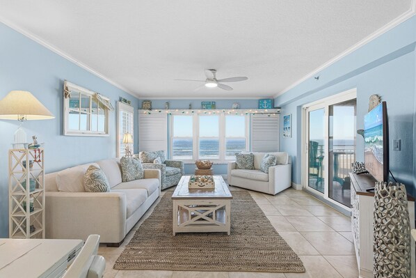Smart TV - 🌴Oceanfront with Corner Atlantic Views | Direct Beach Access | Palm House 3A🌴 (New Smyrna Beach)