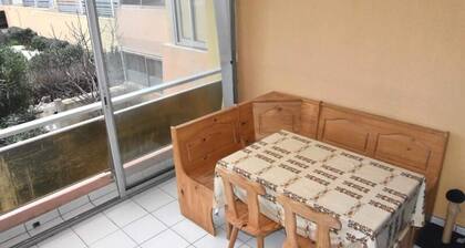 Apartment Near Beach With Sea View