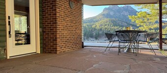 Fully Renovated 3 BDRM Sedalia Cabin! Fishermen & Outdoor Enthusiasts Getaway!