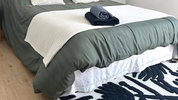 Fer et planche à repasser, Wi-Fi, draps fournis