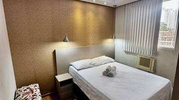 Internet, bed sheets