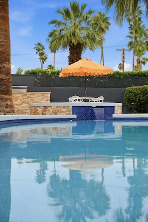 Outdoor pool, a heated pool - "La Veranda" a Movie Colony Palm Springs Resort Pool and View Home, #069334 (Palm Springs)
