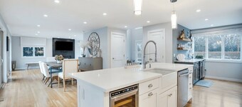 Classic Shingled Cape in Quogue, Private Pool, Expansive Deck, Prime...