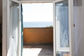 Interior - Casa Edo - One Bedroom Apartment, Sleeps 4 (Arenzano)
