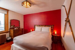 10 slaapkamers, een bureau, gratis wifi, beddengoed