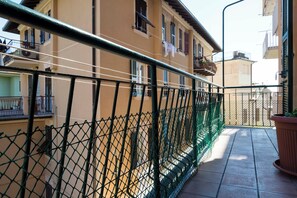 Property grounds - Casa Europa - One Bedroom Apartment, Sleeps 4 (Arenzano)