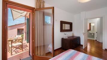 Bügeleisen/Bügelbrett, Bettwäsche