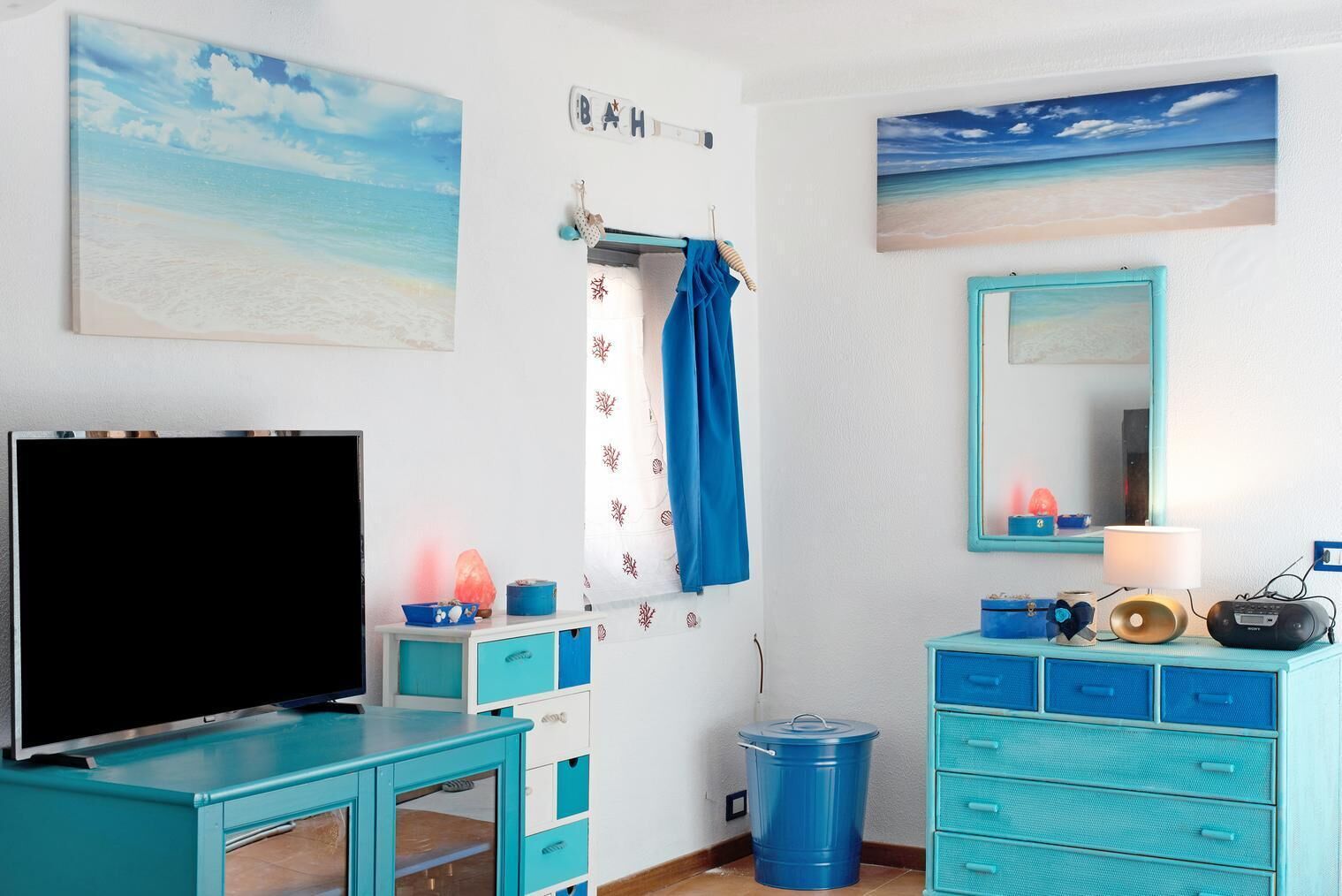 Interni