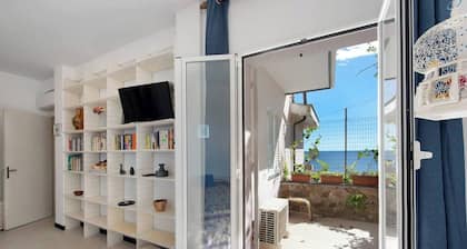 Casa Nina - Three Bedroom Apartment, Sleeps 6
