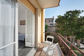 Property grounds - Casa Olivette - Two Bedroom Apartment, Sleeps 5 (Arenzano)