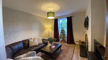 ์ฝํฐ์ง, ํํฐ์ค, ๋ง๋น | ๊ฑฐ์ค ๊ณต๊ฐ