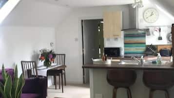 The Hayloft, Luxury loft style cottage, courtyard views | Interior