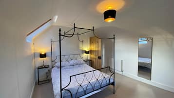 ์ฝํฐ์ง, ํํฐ์ค, ์ธ๋ ์ ๋ง | ์ฑ
์, ๋
ธํธ๋ถ ์์
๊ณต๊ฐ, ๋ค๋ฆฌ๋ฏธ/๋ค๋ฆฌ๋ฏธํ, ๋ฌด๋ฃ WiFi