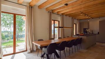 Rumah | Tempat makan