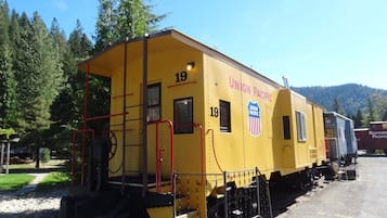 Classic Double Room, Mountain View | Miscellaneous