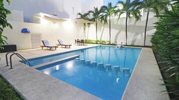 15 piscines extérieures