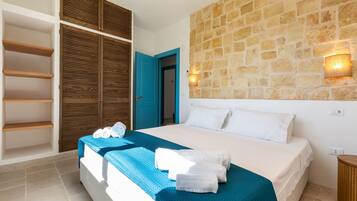 3 camere, accesso a Internet, lenzuola