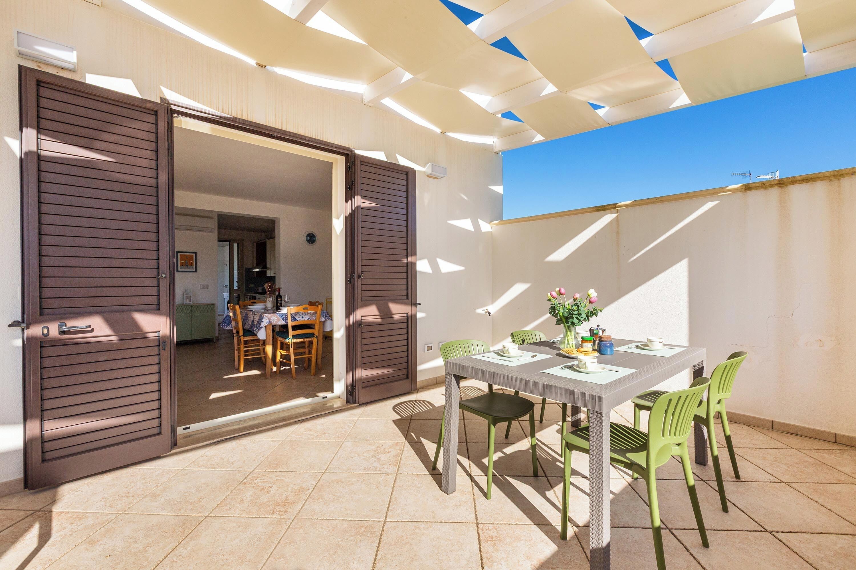 屋外ダイニングエリア