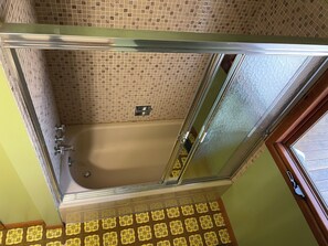 Shower, towels, soap, toilet paper