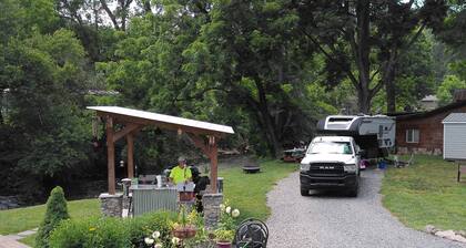 Full 30 amp hookup on beautiful Deep Creek