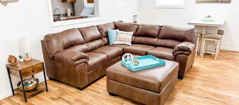 Stay on the Bricks! 1-Bedroom Apartment in Historic Downtown Hays