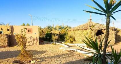 Bungalow with Garden View #1