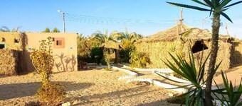 Bungalow with Garden View #1