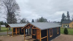Unclassified image, 5 of 21, button - Relaxing Fun Bunk house 2 (Weyerhaeuser)