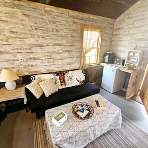 Living area - Relaxing Fun Bunk house 2 (Weyerhaeuser)