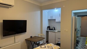 Appartement classique | Coffre-fort, accès au Wi-Fi (inclus)