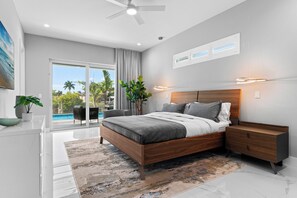 4 bedrooms, desk, iron/ironing board, free WiFi - Intervillas Florida - Villa Carrera (Cape Coral)