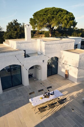 Outdoor dining - Masseria Pietra e Terra  (Carovigno)