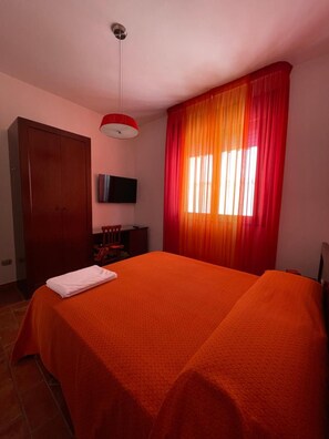 1 camera, Wi-Fi, lenzuola