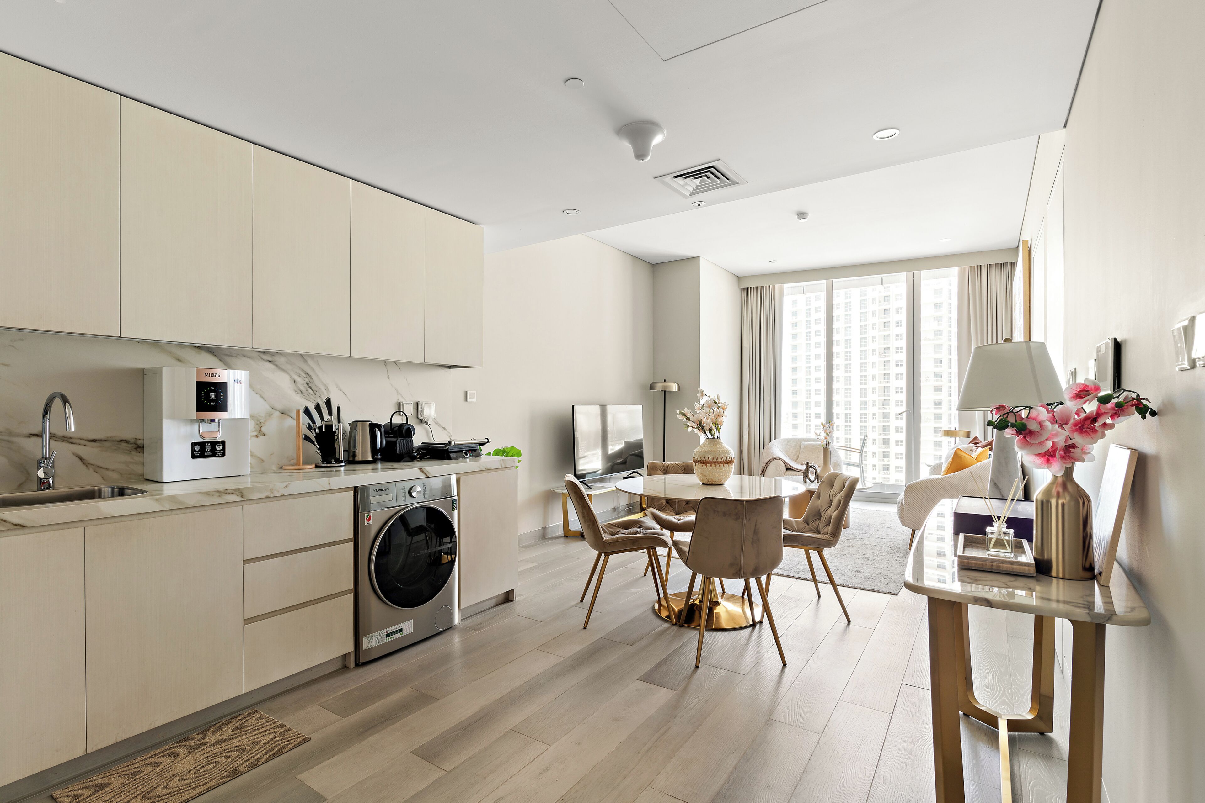 Premium Apartment, 1 Bedroom (Apartment) | Private kitchen | Espresso maker, fridge, microwave, oven