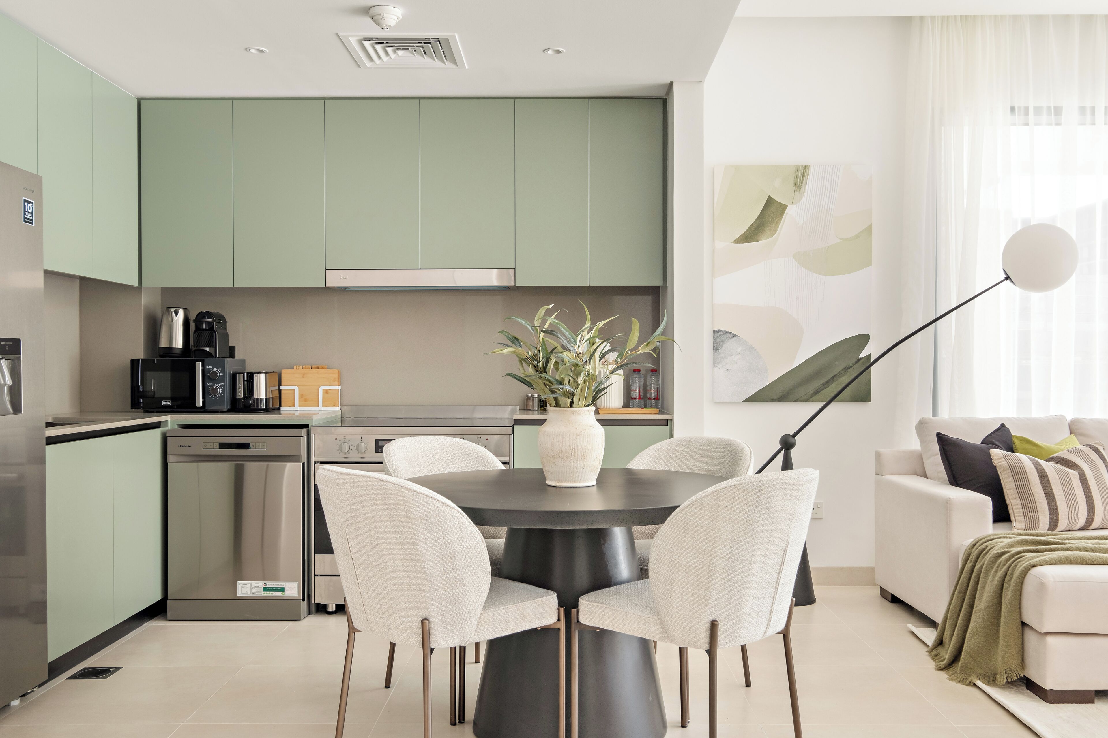 Premium-Apartment, 2 Schlafzimmer (Apartment) | Essbereich im Zimmer