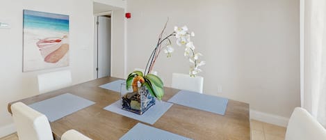 Condo, Multiple Beds, Balcony, Ocean View (Daytona Sandpoint 7H-Daytona Beach ) | 2 bedrooms, individually decorated, individually furnished, bed sheets